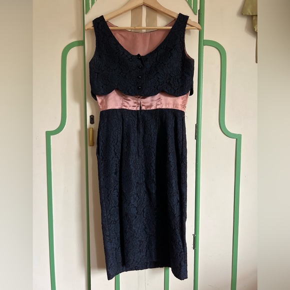 Vinrage Black Rhinestone Lace And Satin Dress / 50s / 60s VLV VTG - Picture 4 of 9